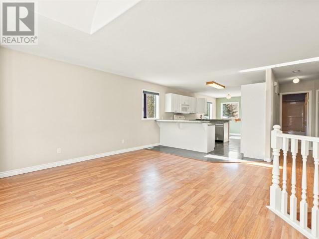 Property Photo:  66 Tigereye Crescent  YT Y1A 6G9 