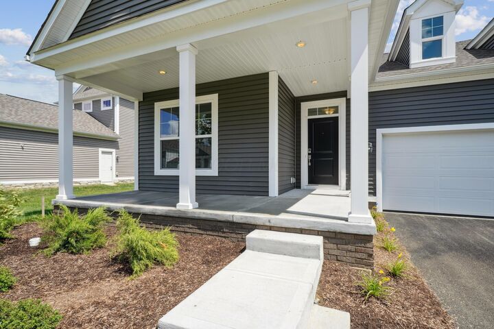 Property Photo:  207 Isleta Drive  OH 43062 