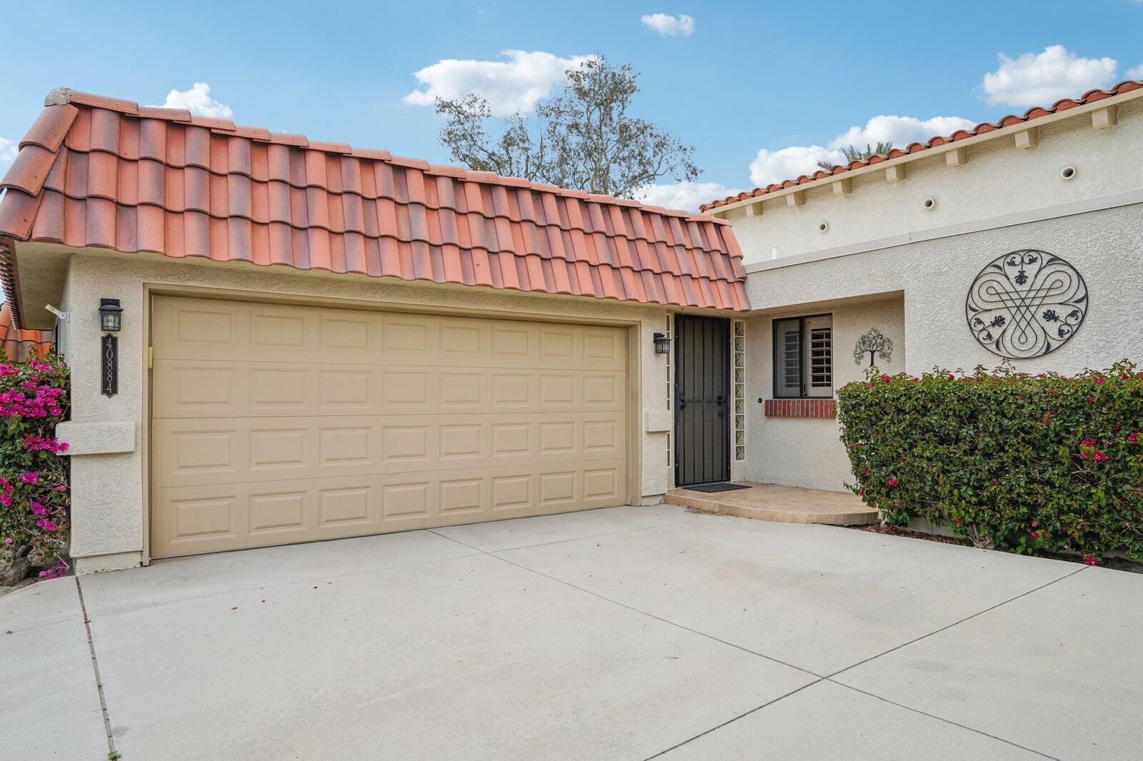 Property Photo: 40884 La Costa Circle E CA 92211