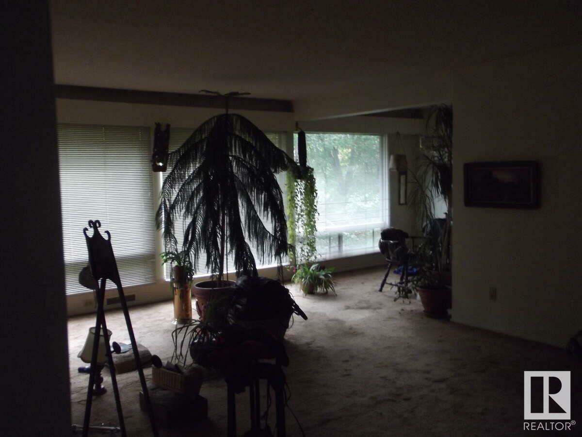 Property Photo:  14011 101A Avenue NW  AB T5N 0L4 
