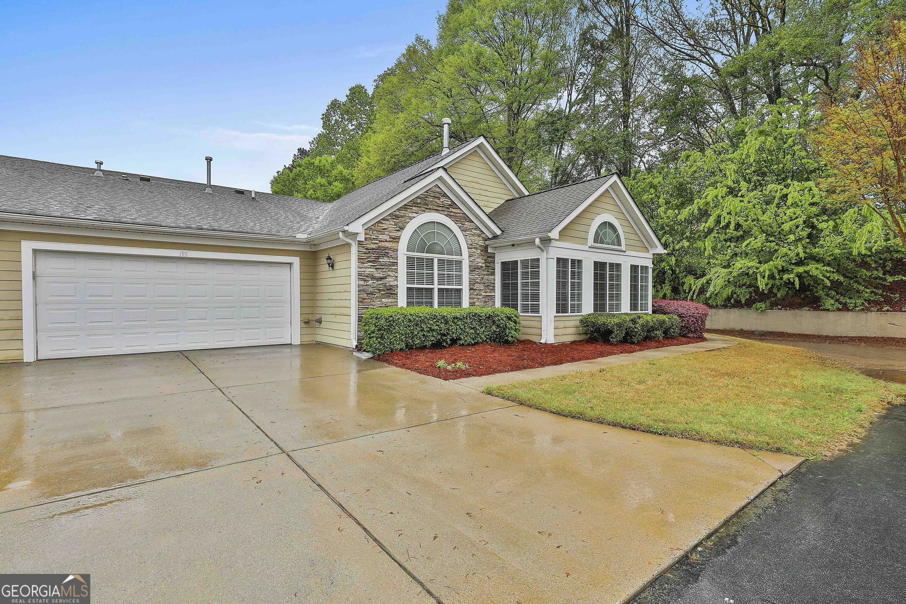 Property Photo: 195 Rehobeth Way GA 30214