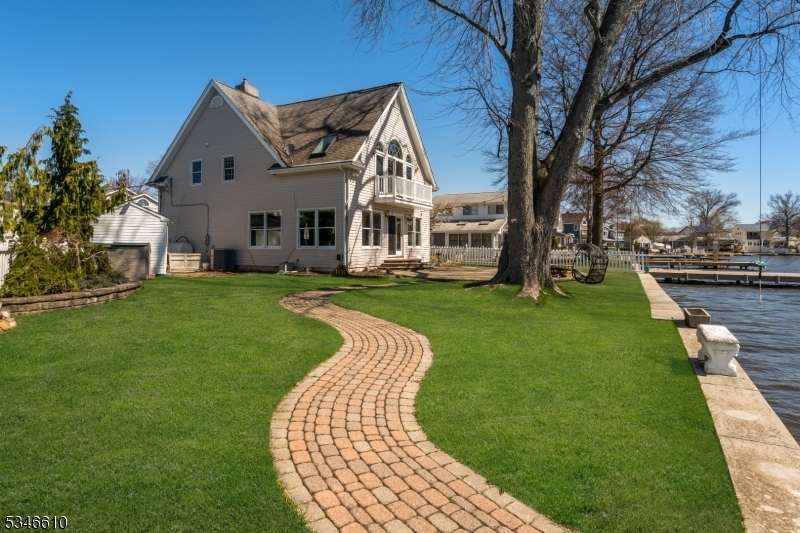 Property Photo:  35 Benedict Dr  NJ 07849 