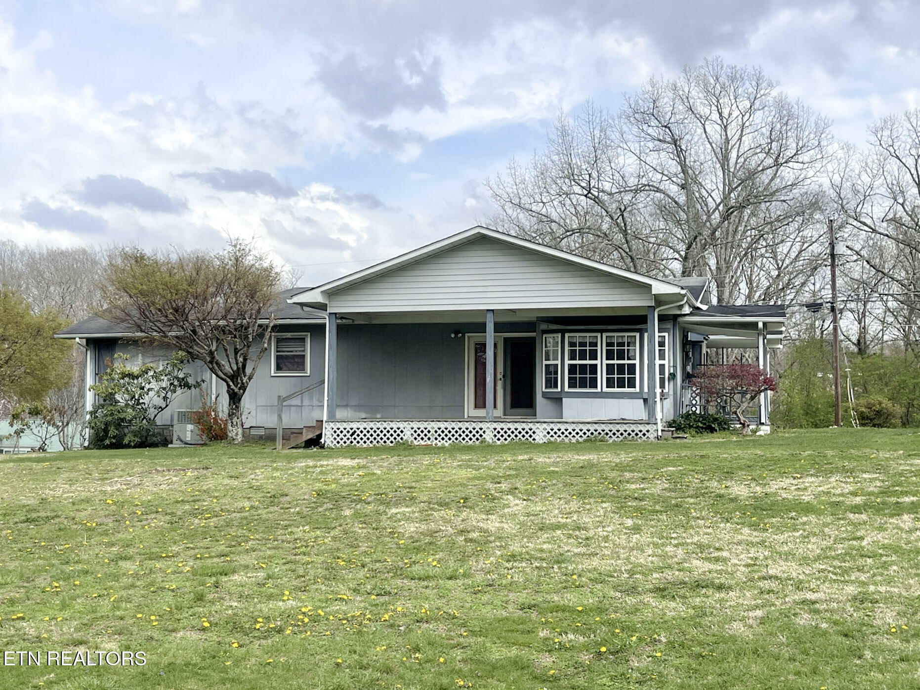 Property Photo: 986 Old Mail Rd TN 38555
