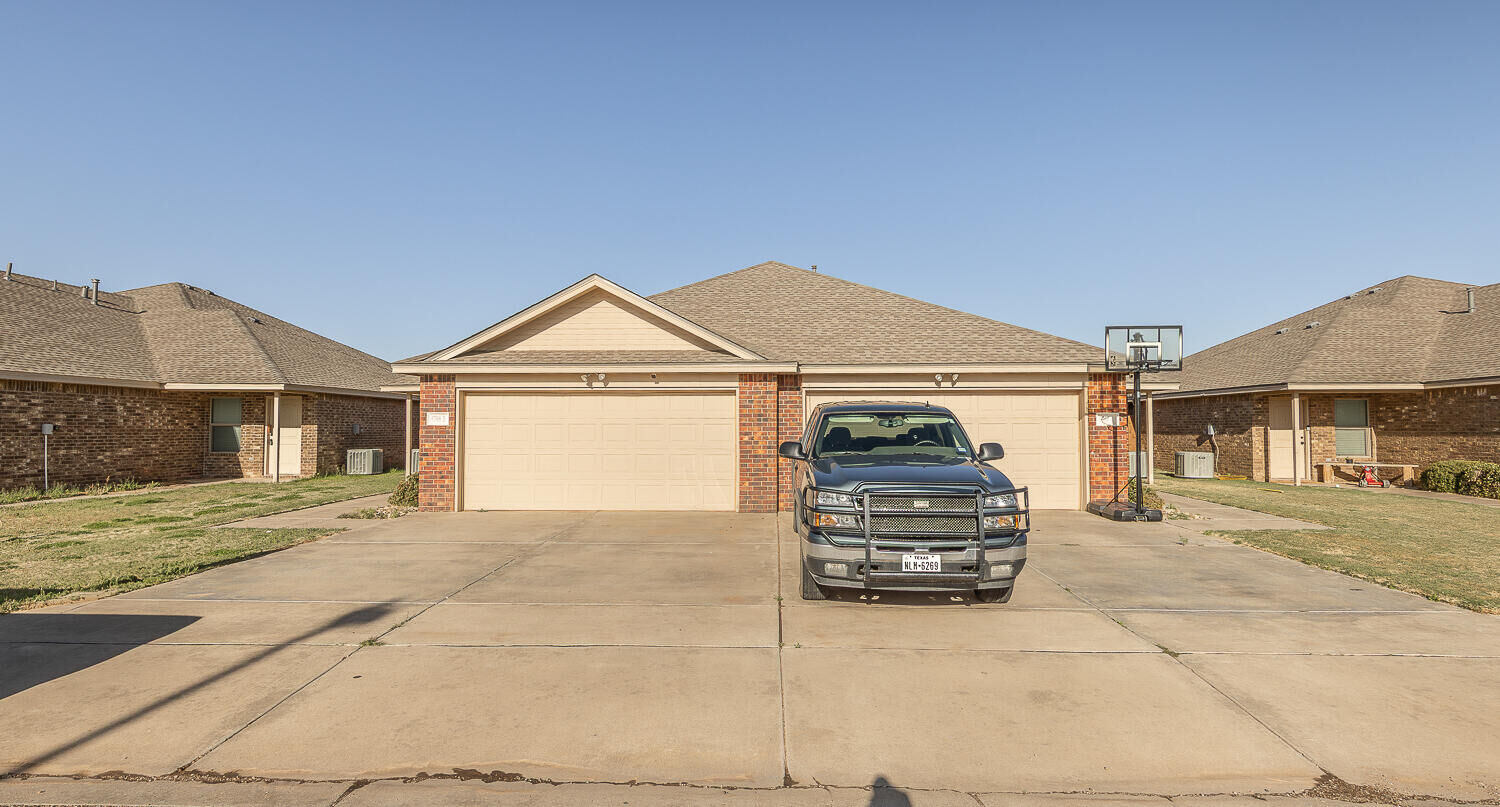 Property Photo: 6708 Oakridge Avenue TX 79424