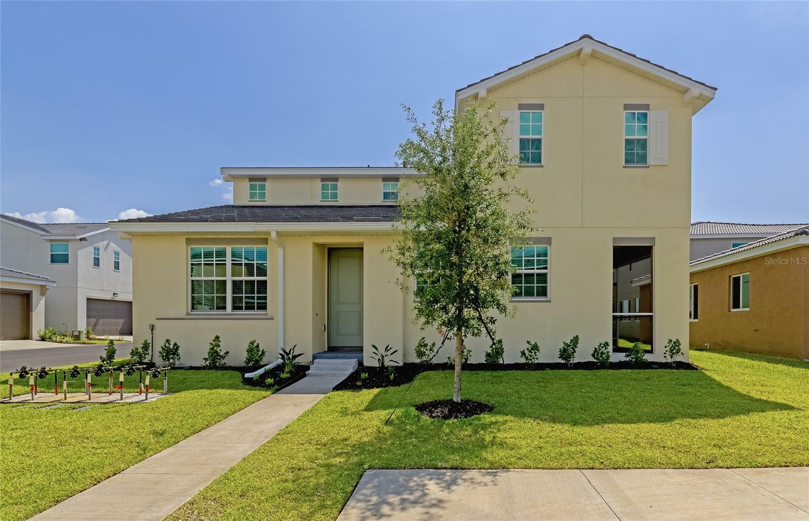 Property Photo: 12354 Cades Bay Circle FL 34211