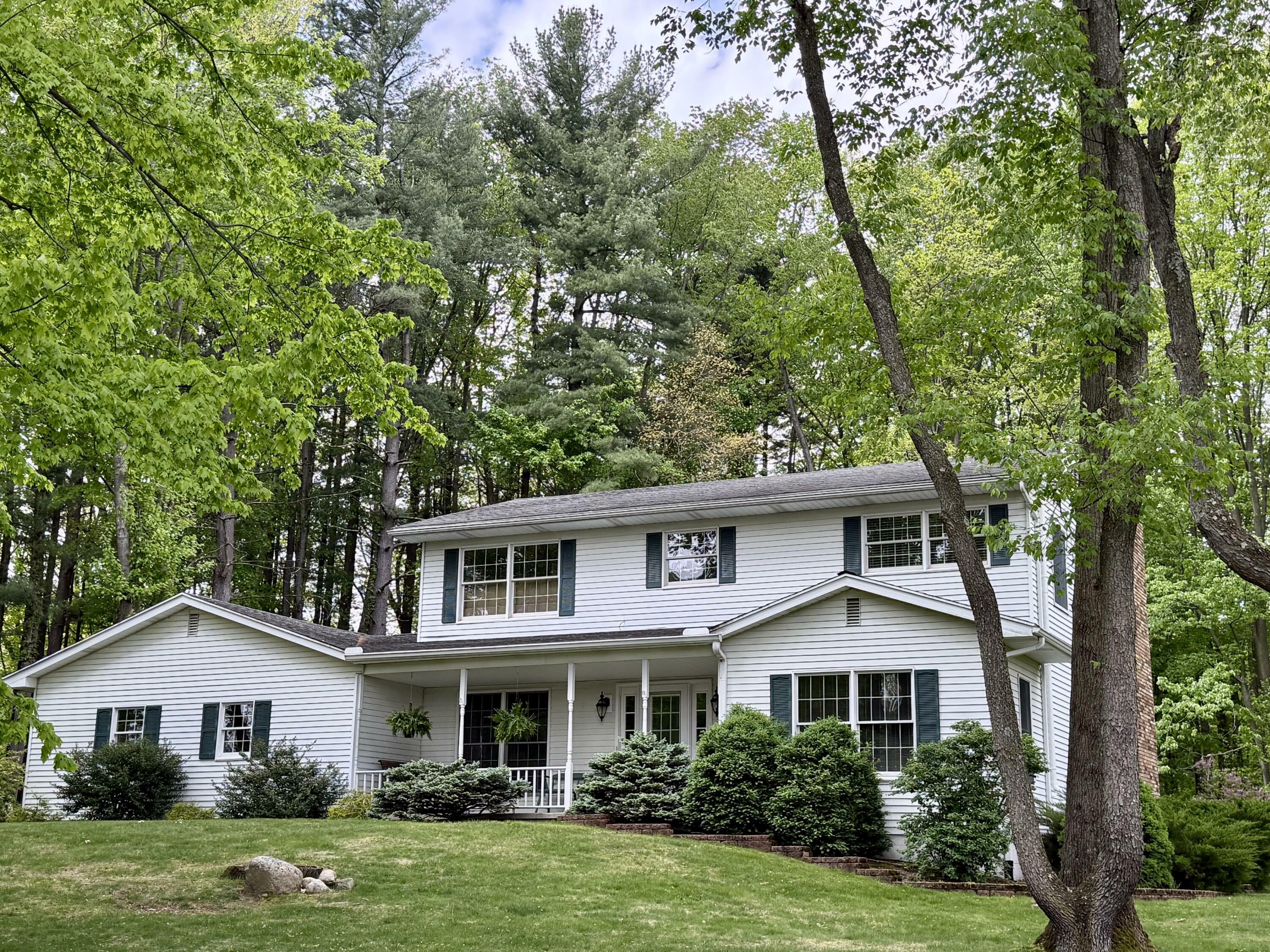 Property Photo: 300 Wood Hills Drive MI 49237