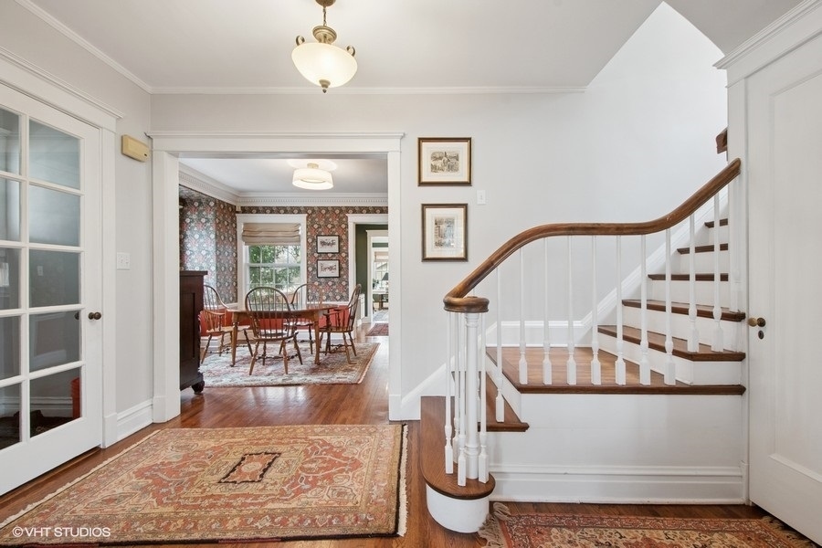 Property Photo: 2761 Woodbine Avenue IL 60201