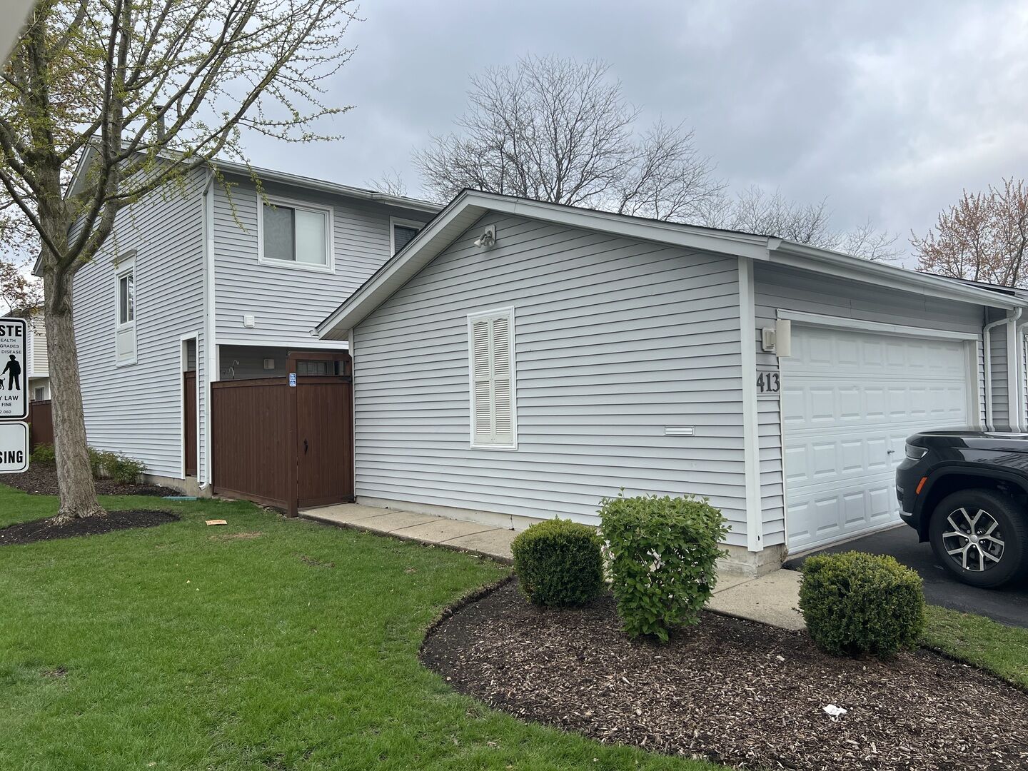 Property Photo:  413 Hazelwood Terrace  IL 60089 