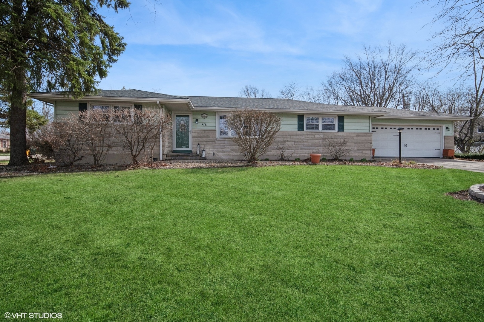 716 Helene Street  Shorewood IL 60404 photo