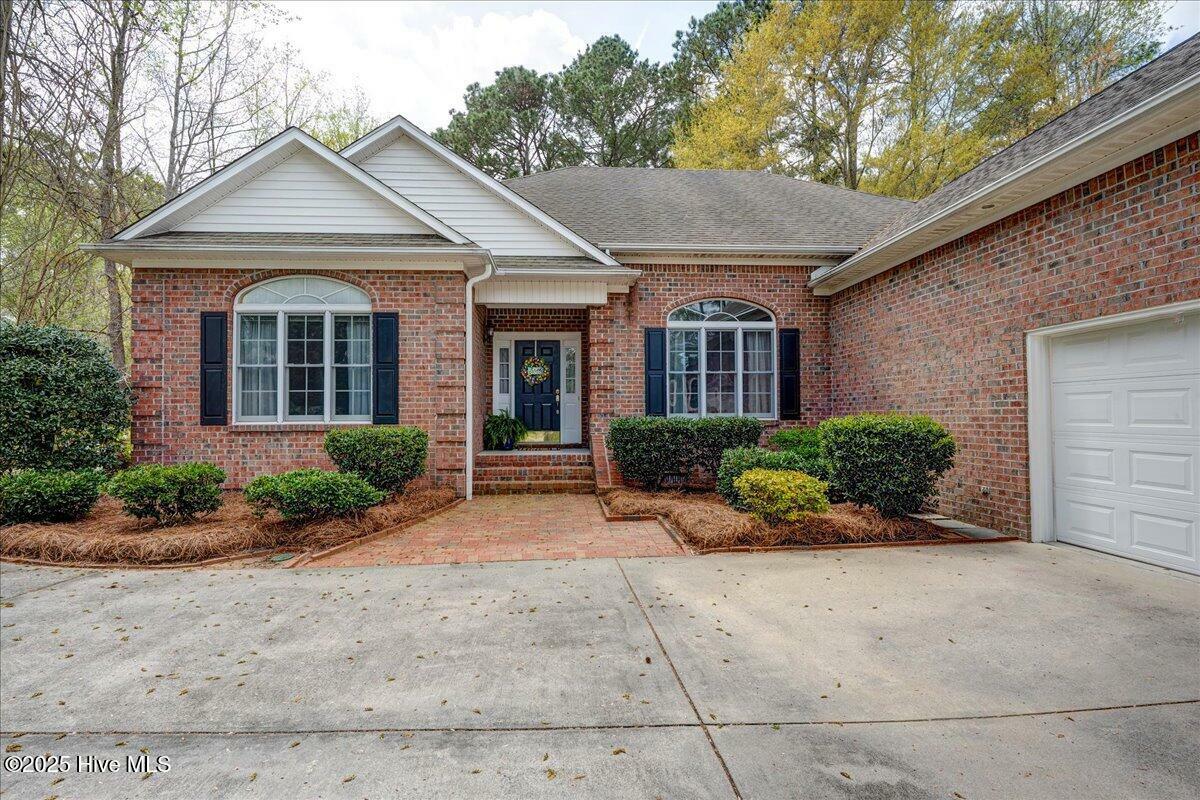 Property Photo: 205 Walden Court NC 28562