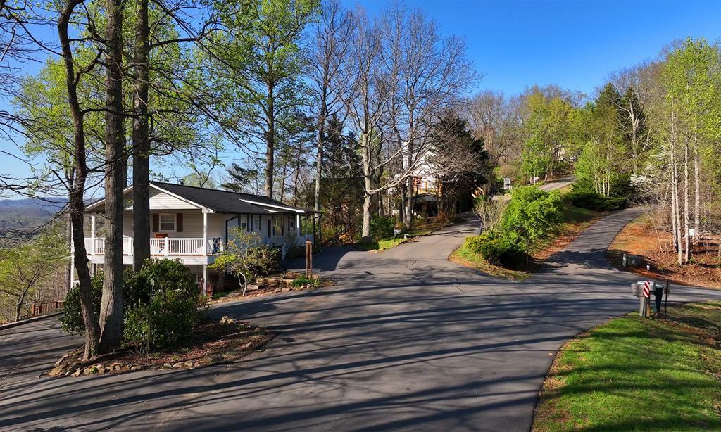 Property Photo: 7 Lakeview Dr NC 28904