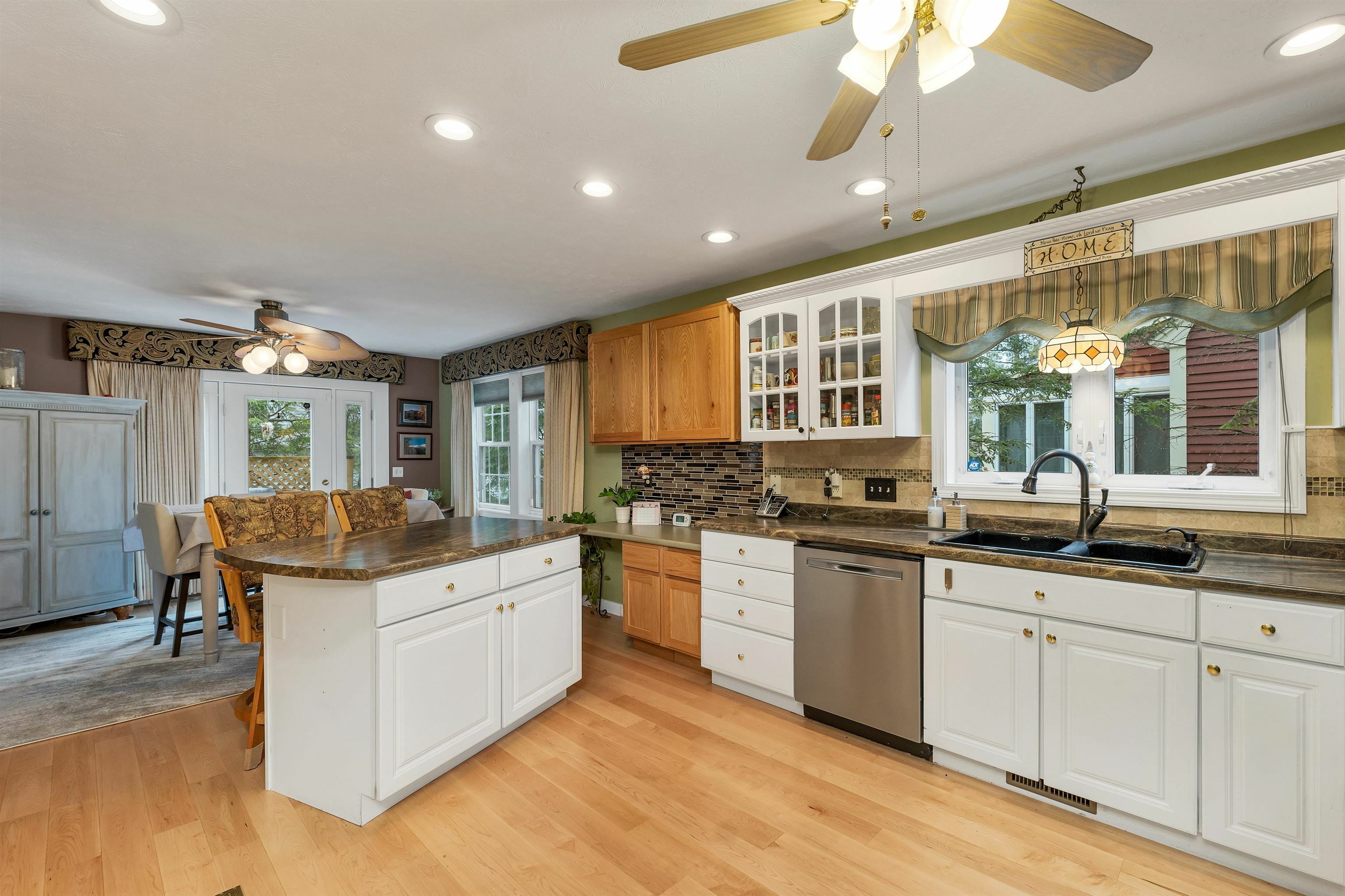 Property Photo: 2761 Lake Shore Road NH 03249