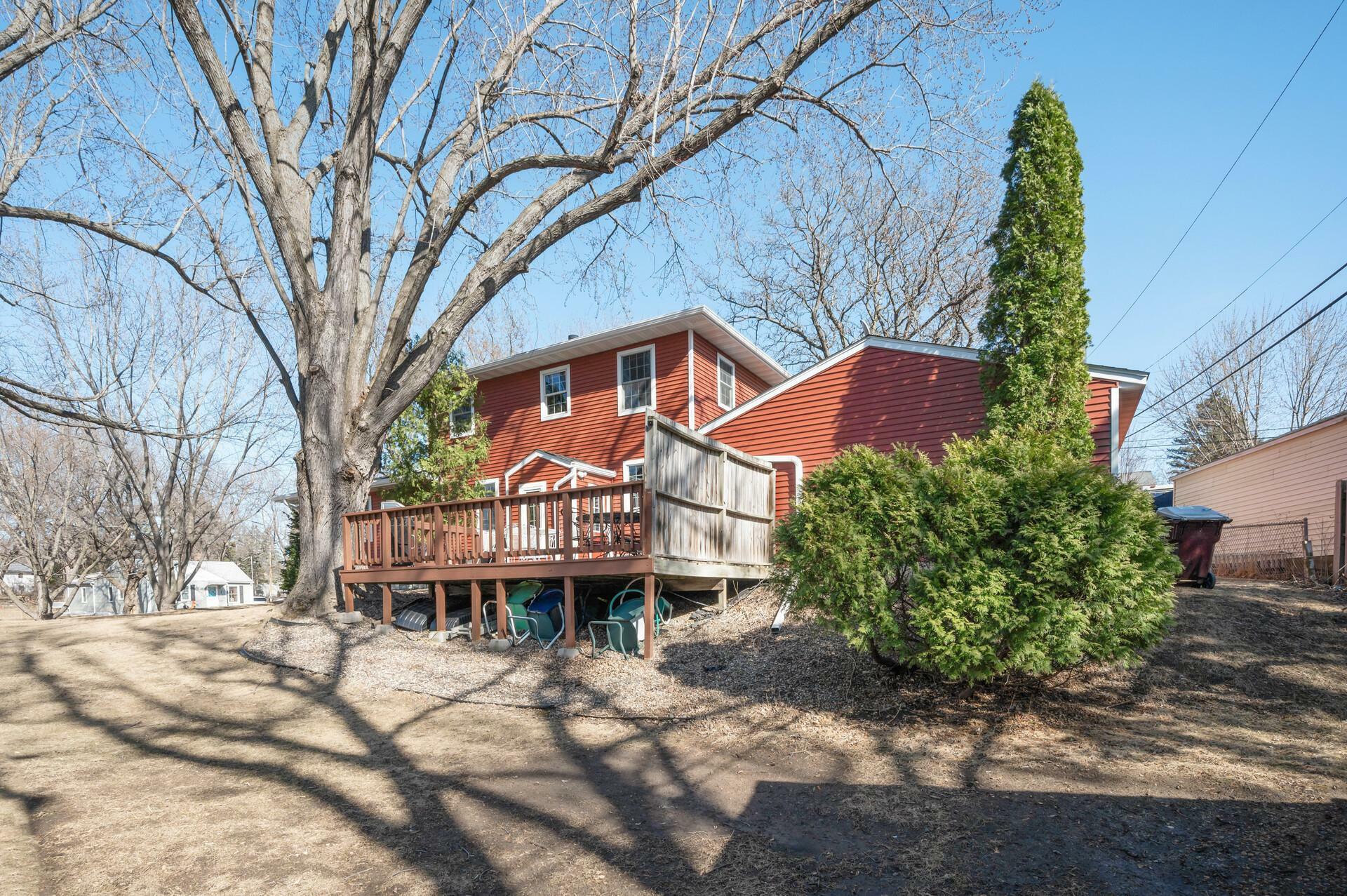 Property Photo: 1035 View Lane MN 55118