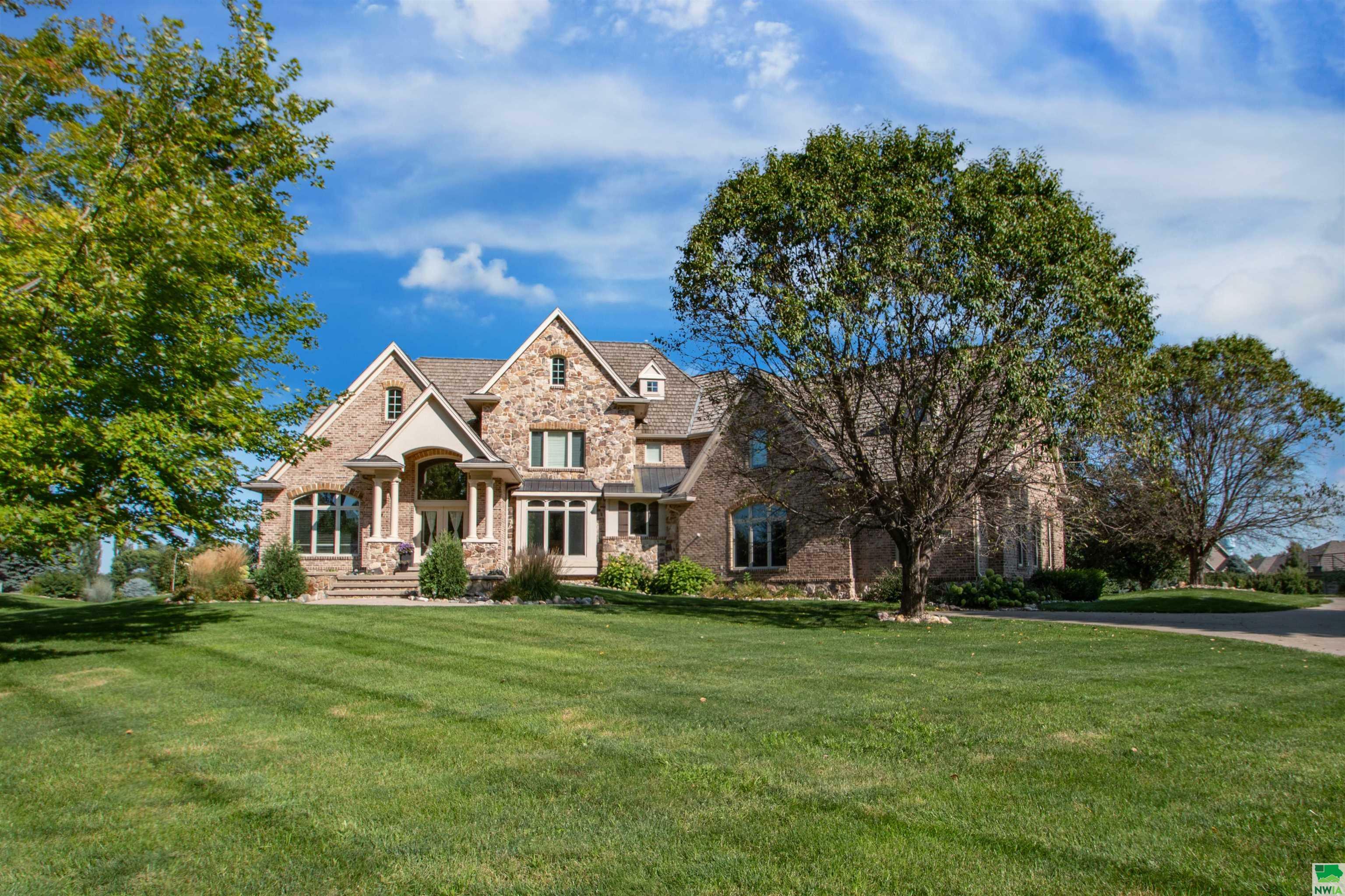 Property Photo: 715 Monterey Trail SD 57049