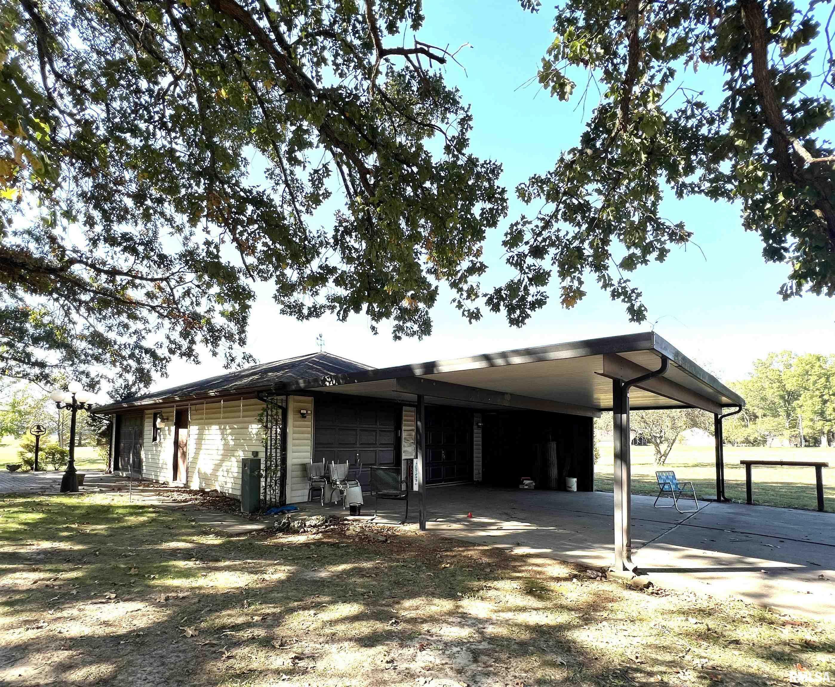 Property Photo: 381 Martie Road IL 62932