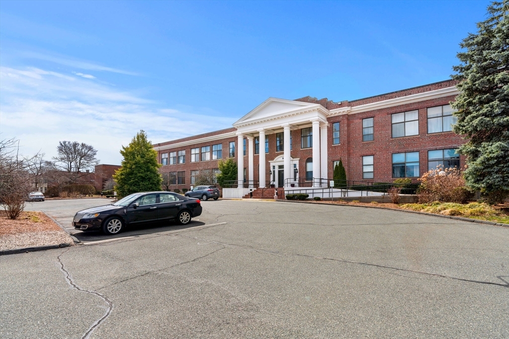 Property Photo: 90 Sea St 219 MA 02191