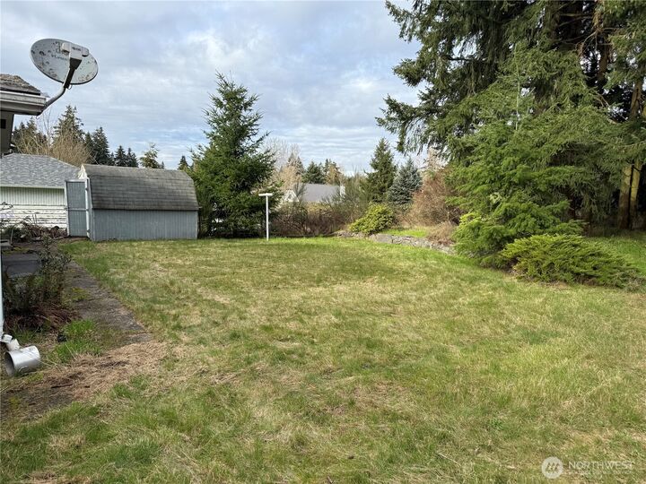 Property Photo:  7605  20th Avenue E  WA 98404 