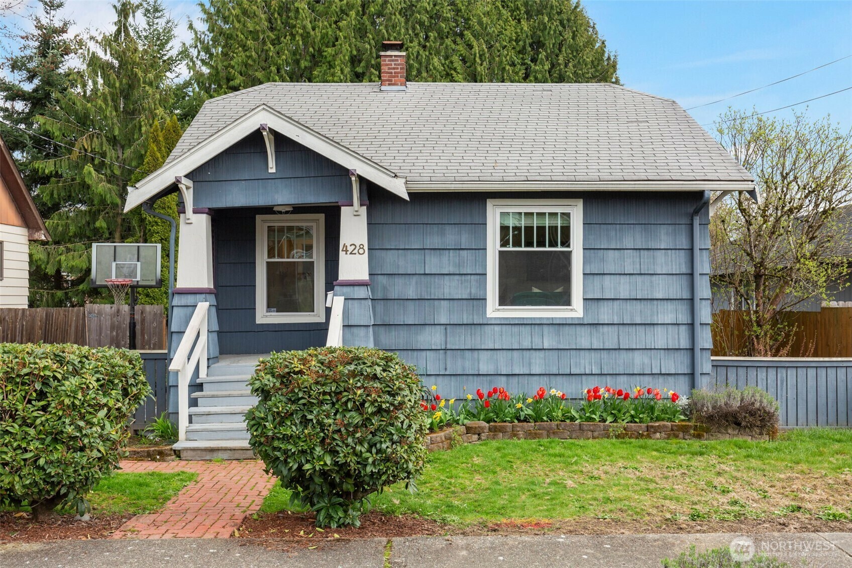 Property Photo: 428 Pelly Avenue N WA 98057