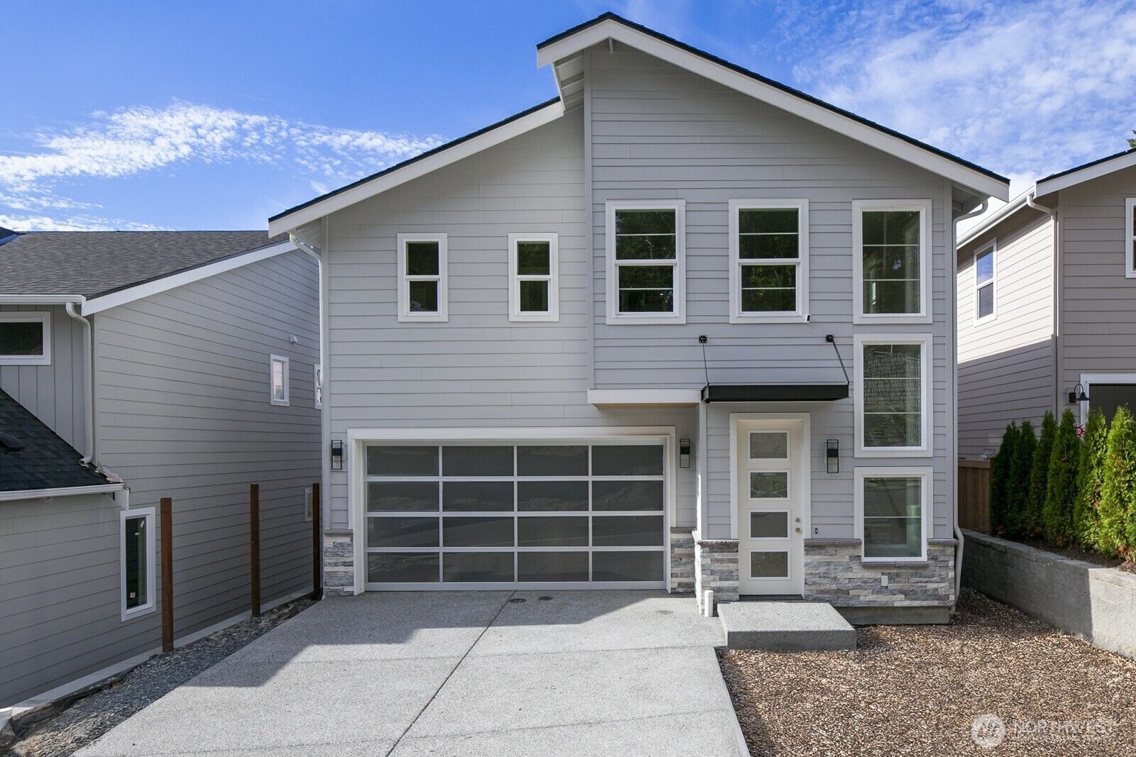 Property Photo: 20317 94th Drive NE WA 98011