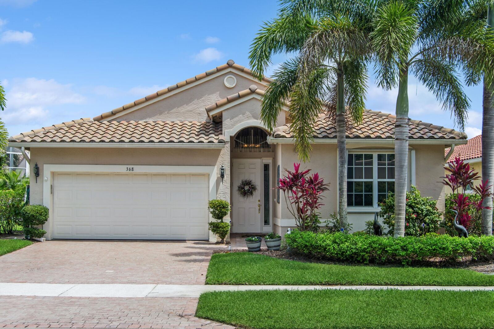 Property Photo: 368 NW Springview Loop FL 34986
