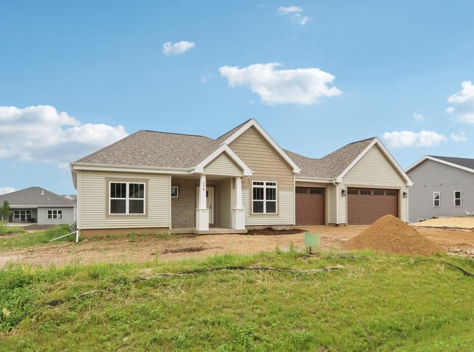 Property Photo: 6639 Royal View Drive WI 53532