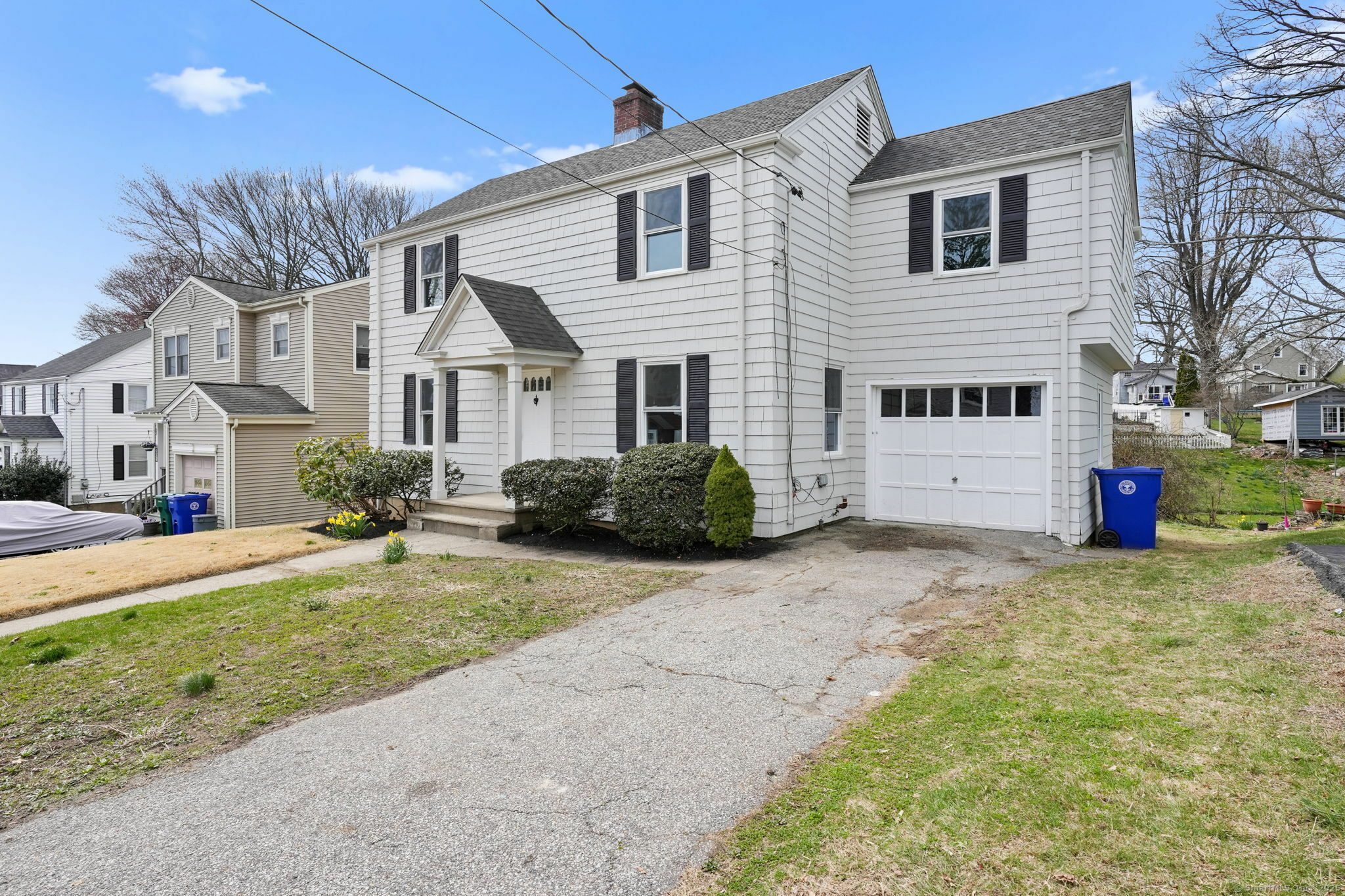 Property Photo:  109 Parkway Drive  CT 06614 