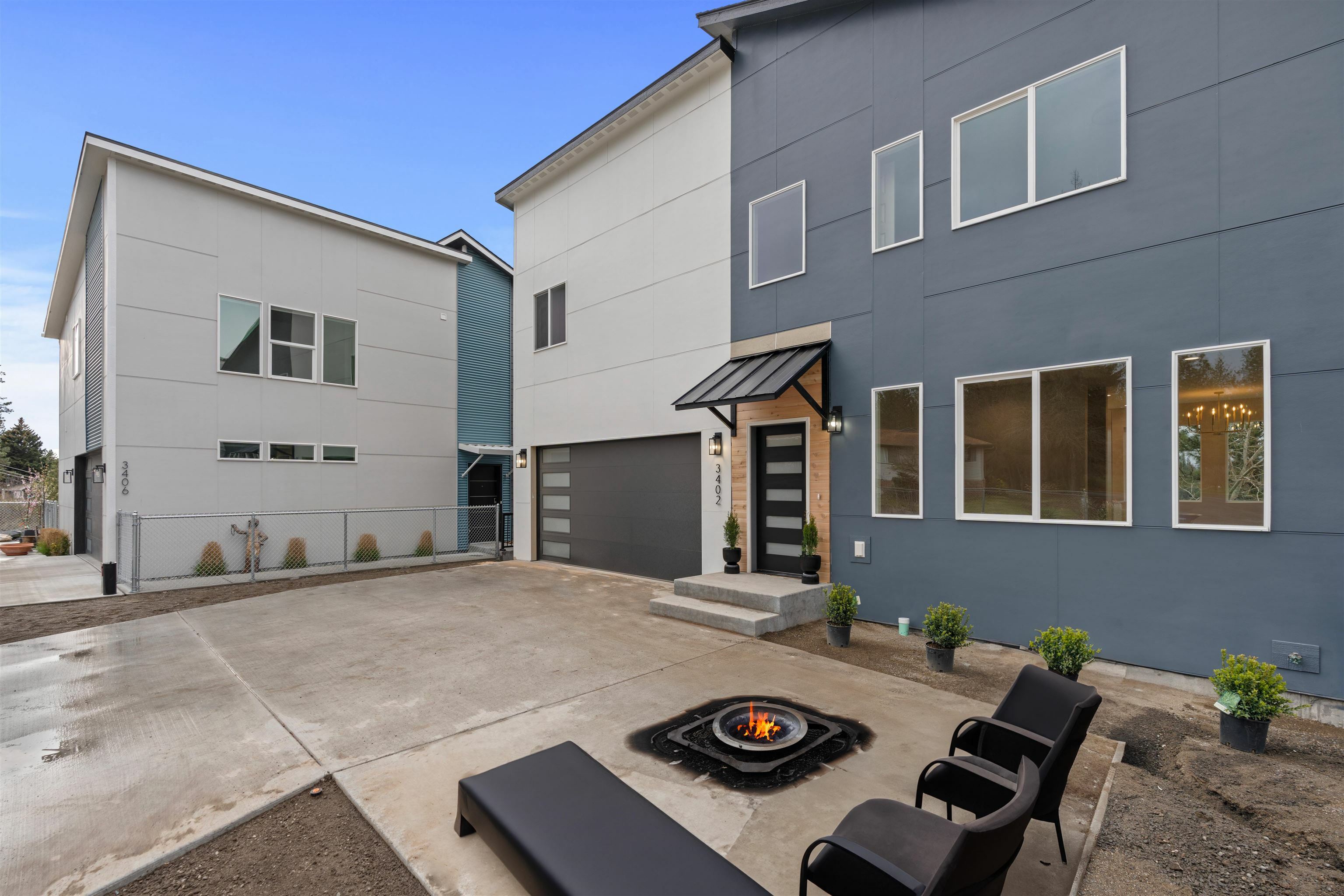 Property Photo: 3402 W Grandview Ave WA 99224