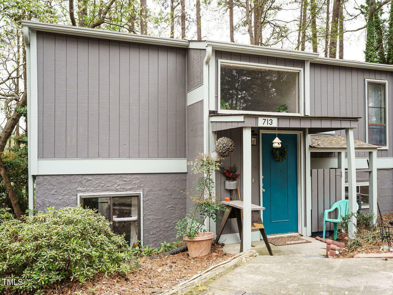 Property Photo:  713 Godwin Court  NC 27606 