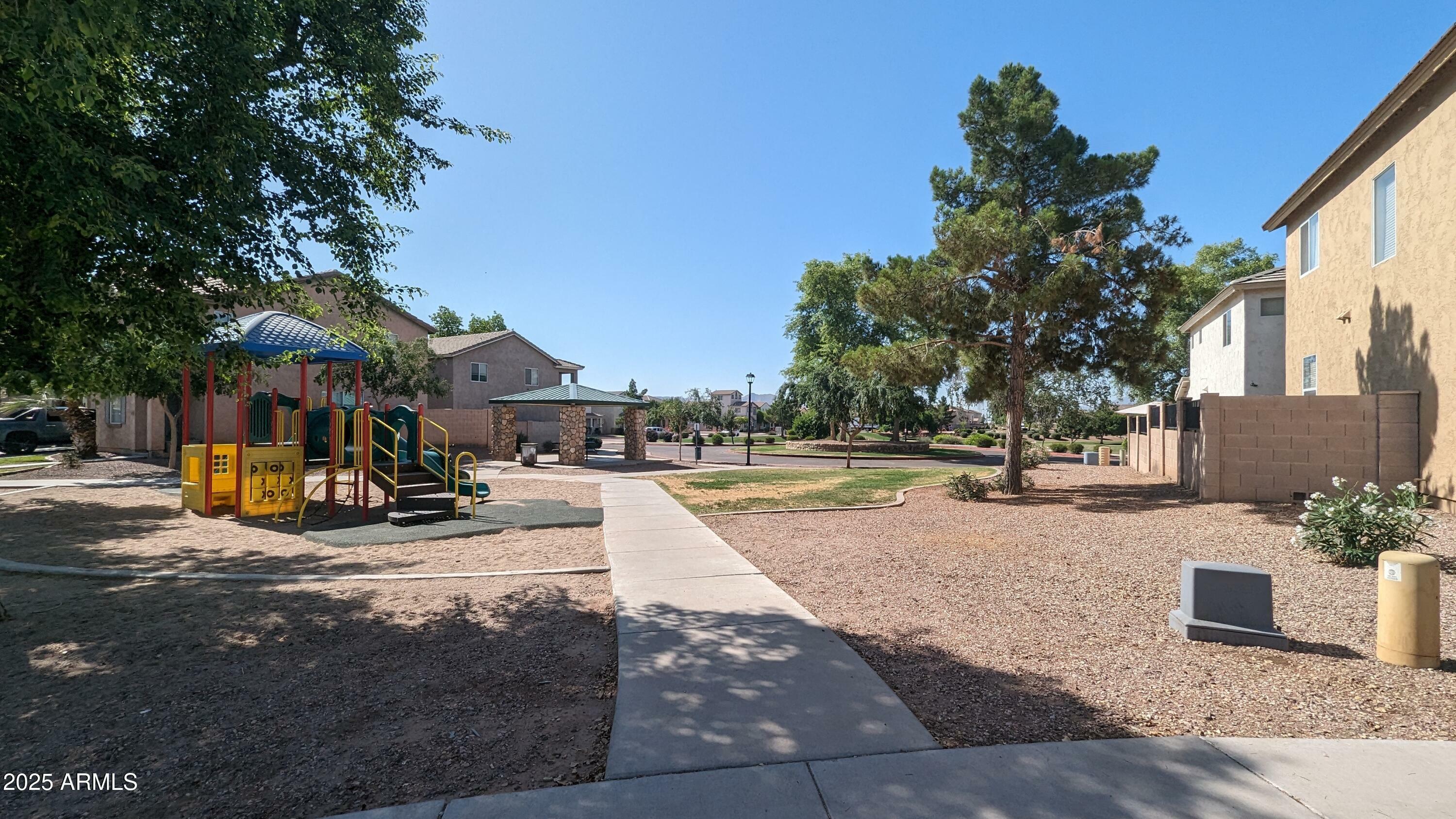 Property Photo: 5311 W Fulton Street AZ 85043