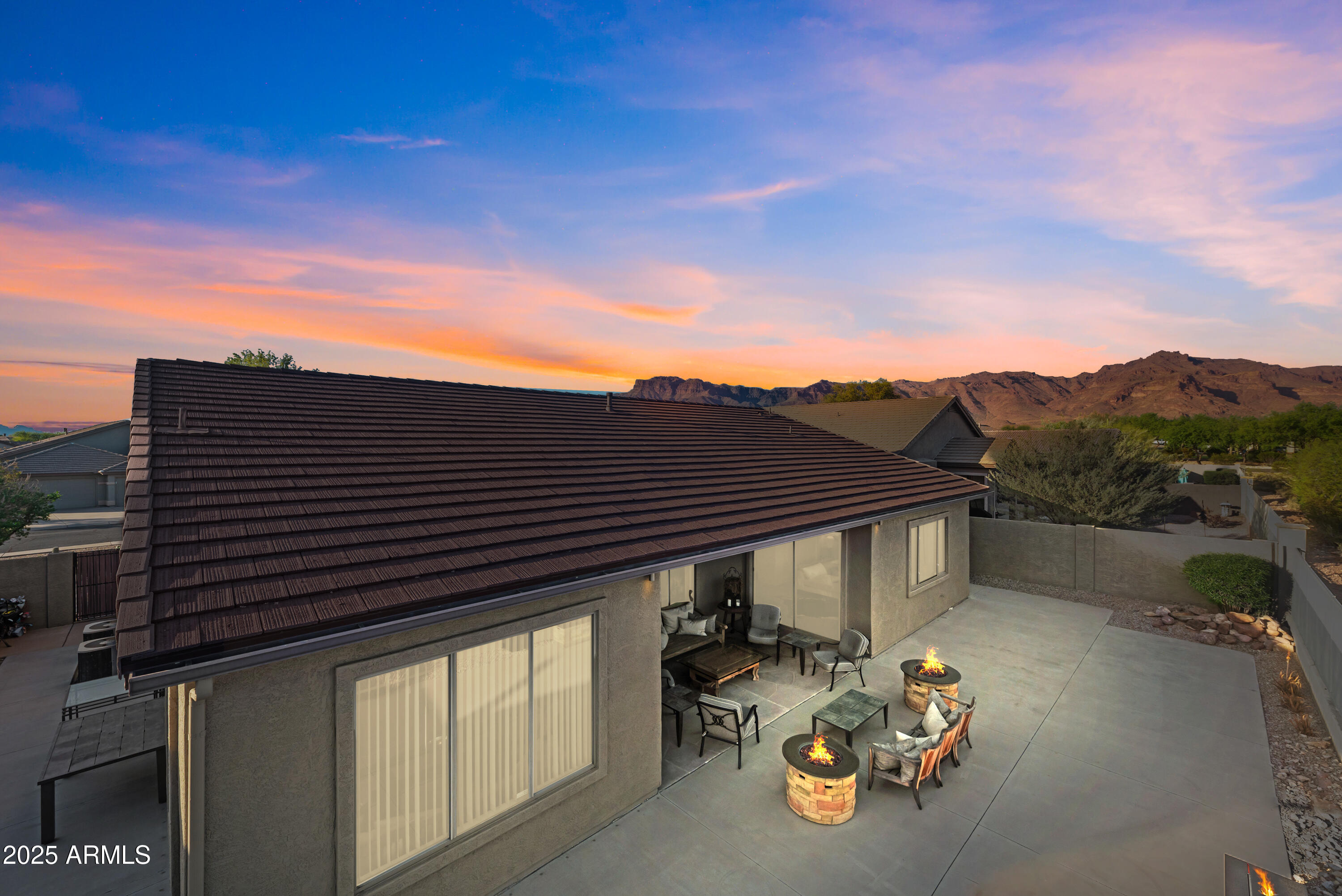 Property Photo: 7145 E Cuernavaco Way AZ 85118