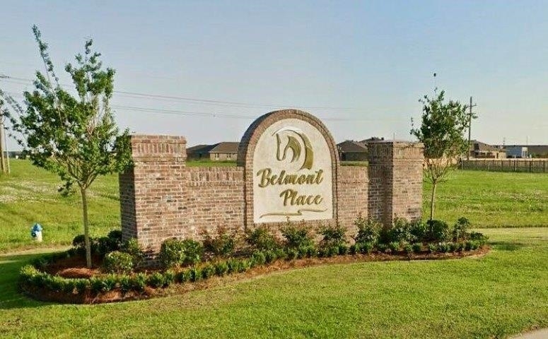 Property Photo: 486 Independence Drive LA 70360