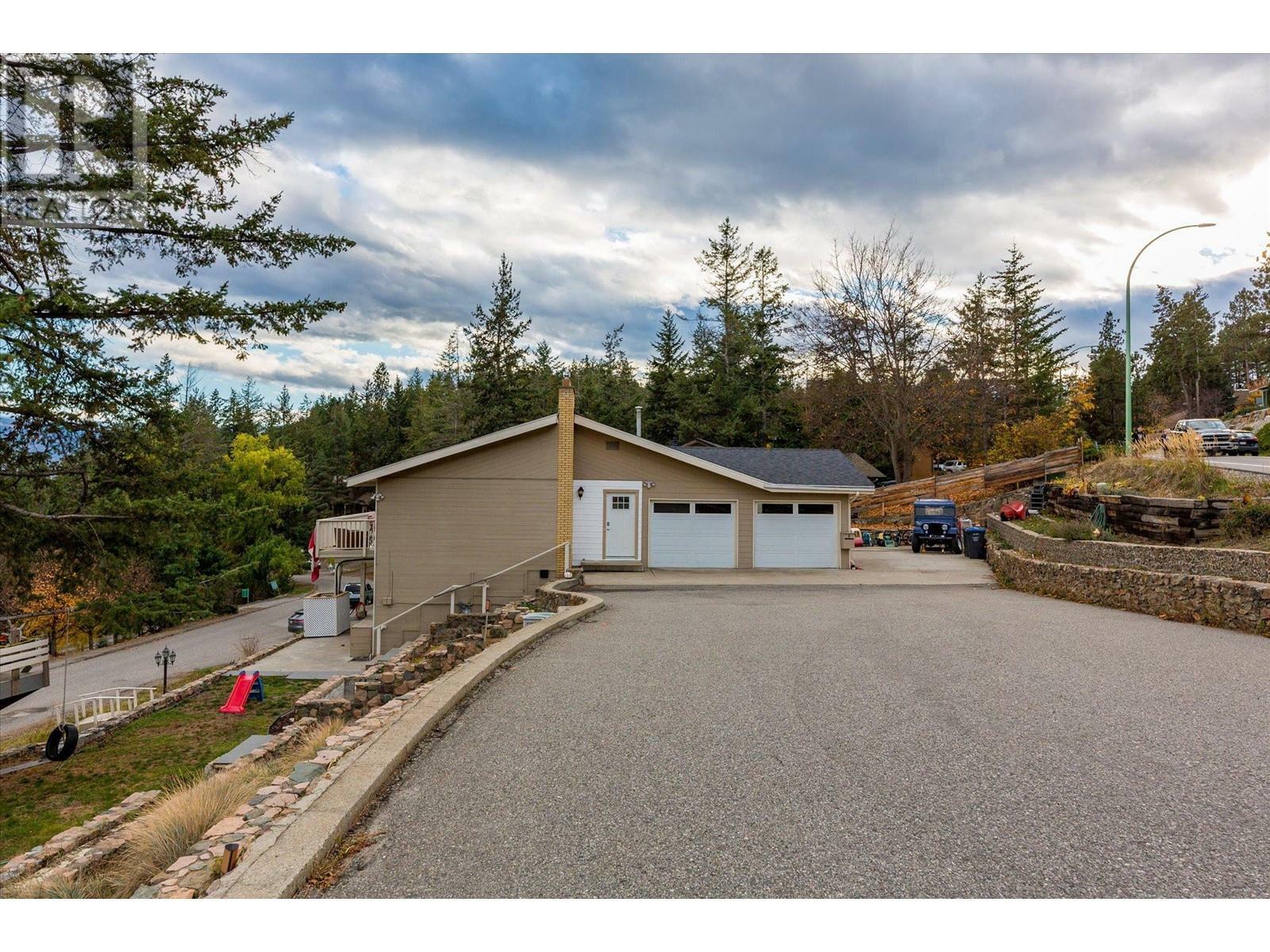 Property Photo: 1572 Parkinson Road BC V1Z 2X2
