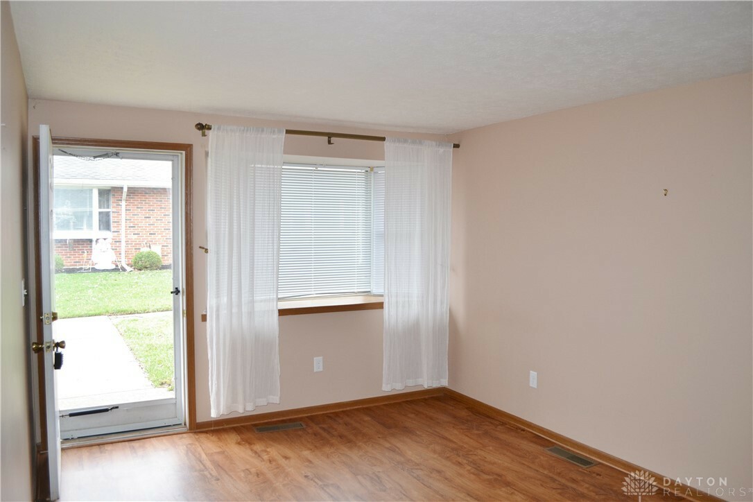 Property Photo: 4530 E Ridgewood Road OH 45503