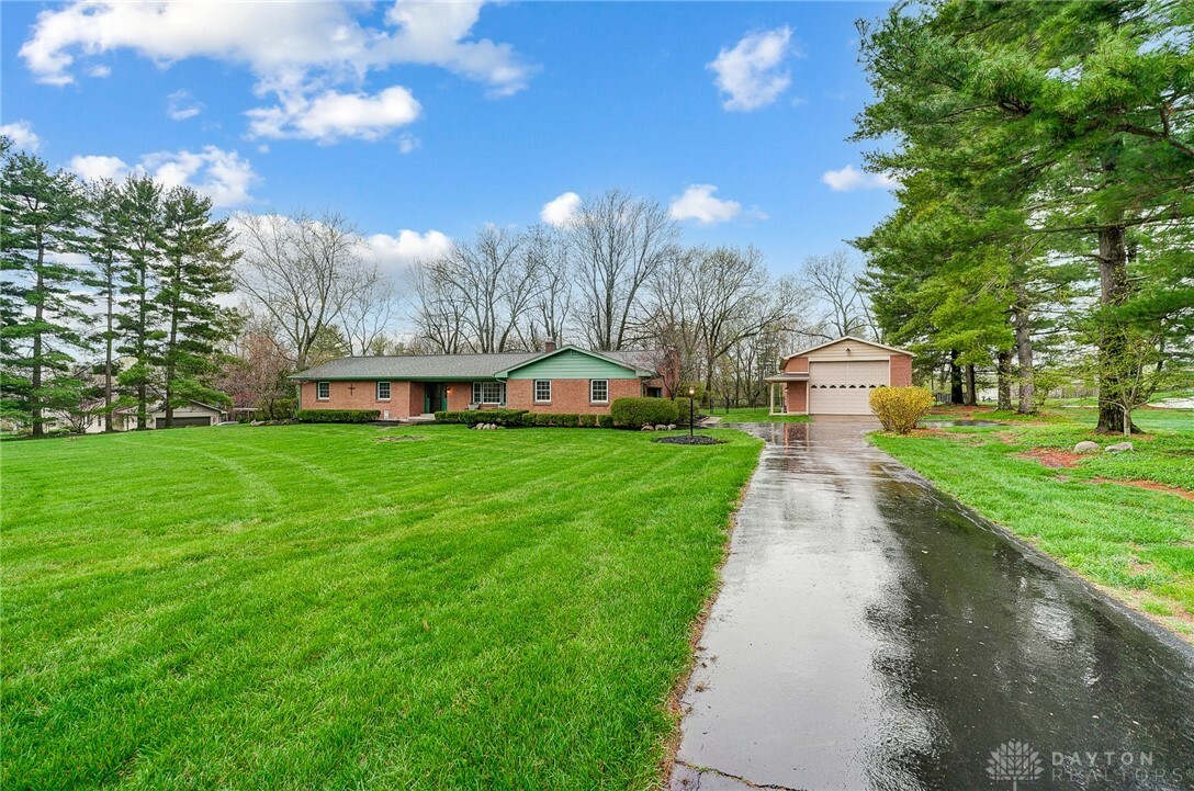 Property Photo: 7633 Horizon Hill Drive OH 45066