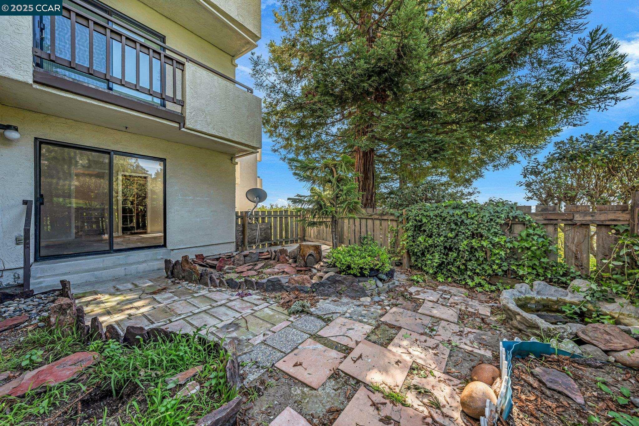Property Photo: 21239 Gary Dr 114 CA 94546