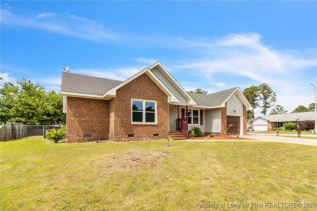Property Photo:  974 Eastman Road  NC 28314 