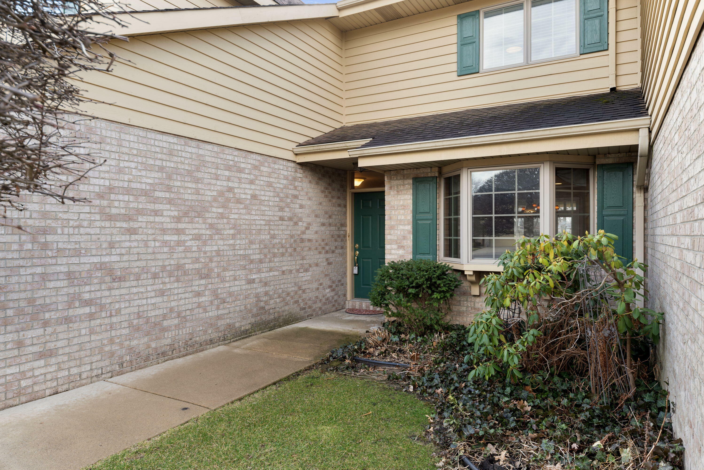 Property Photo: 531 Pinehurst Lane IN 46375