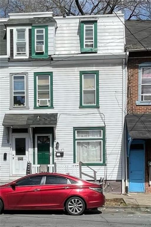 Property Photo: 615 W Allen Street PA 18102
