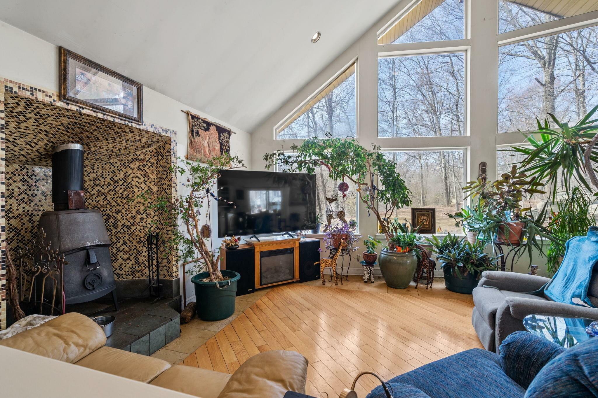 Property Photo:  225 Toleman Road  NY 10992 