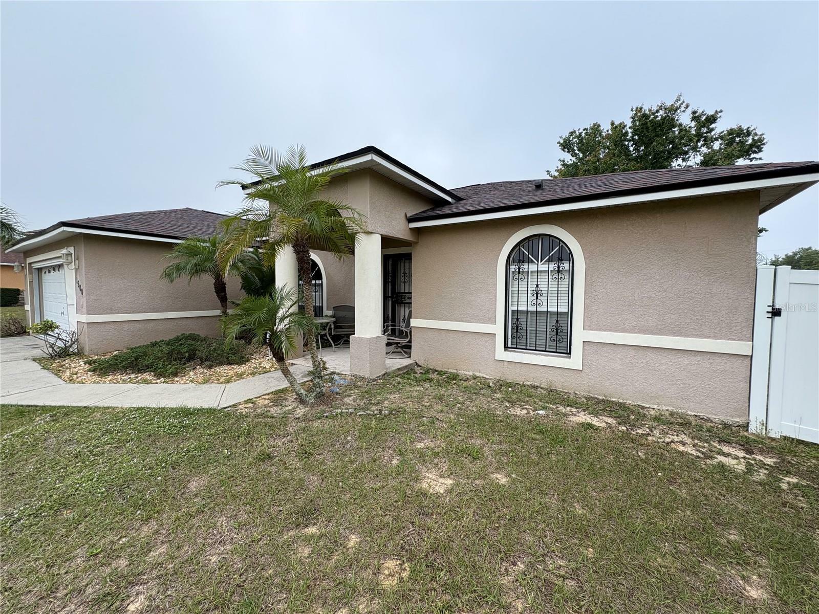 Property Photo: 1500 Fort Meade Place FL 34759