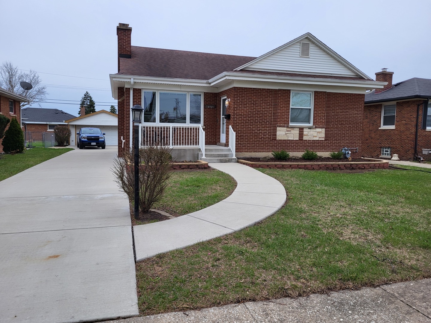 Property Photo: 10303 Pelham Street IL 60154