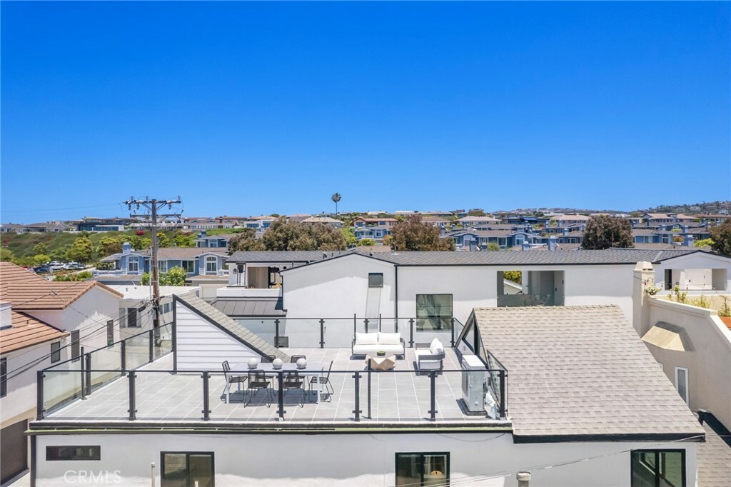 Property Photo: 717 1/2 Orchid Avenue CA 92625