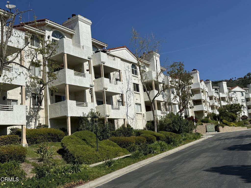 2713 Antonio Drive 105  Camarillo CA 93010 photo
