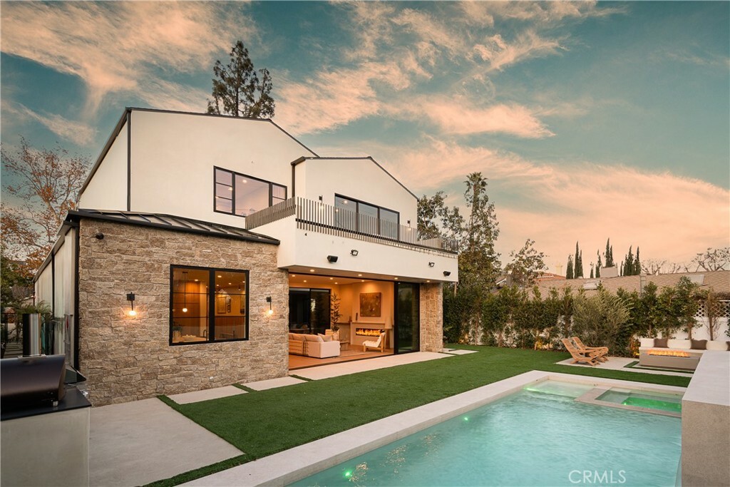 Property Photo: 11556 Blix Street CA 91602