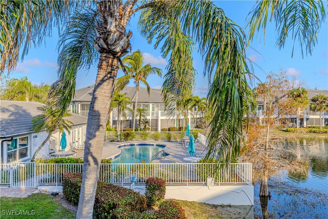 Property Photo: 2120 Cay Lagoon Dr 222 FL 34109