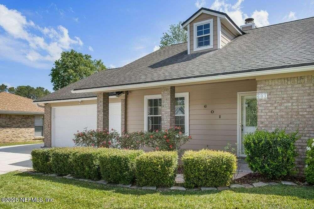 Property Photo:  601 Robert Livingston Street  FL 32073 