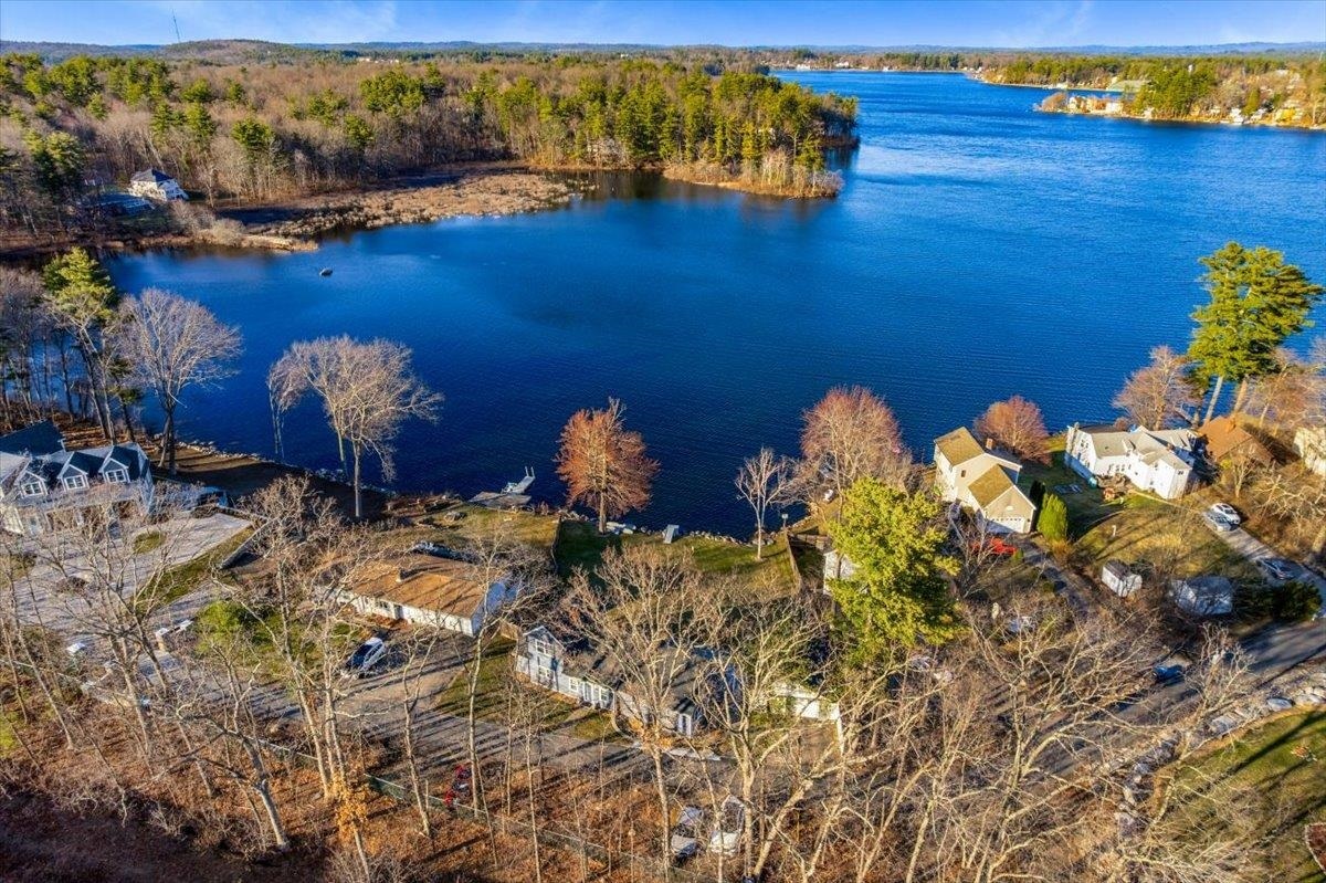 Property Photo:  112 South Shore Road  NH 03087 