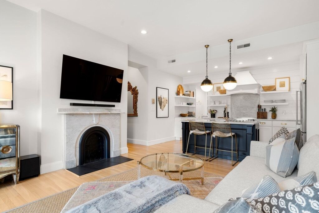 Property Photo: 42 W. Newton 3-20 MA 02118