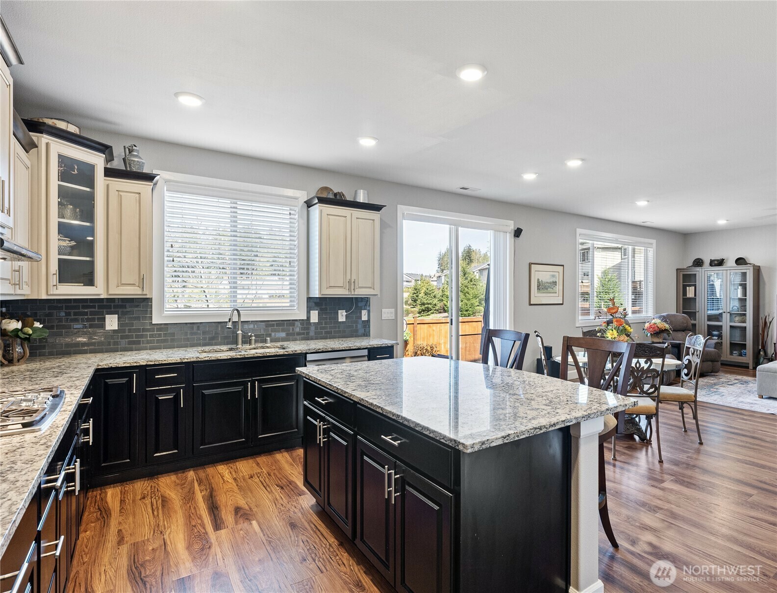 Property Photo: 10211 Sentinel Loop WA 98332