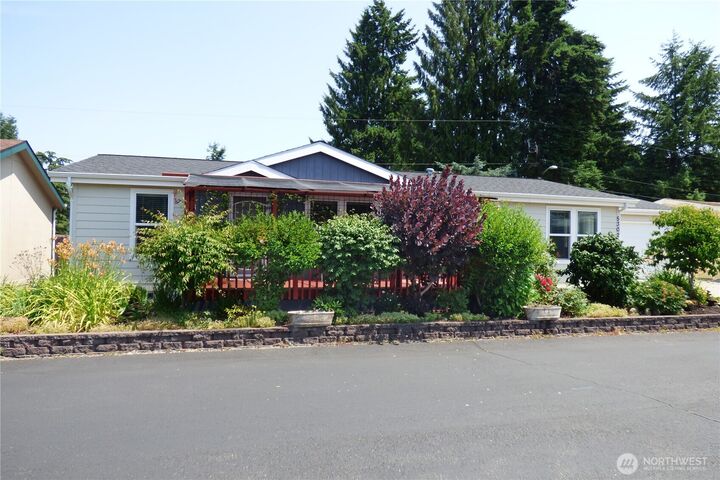Property Photo:  5302  E Eagle Lane SW  WA 98512 